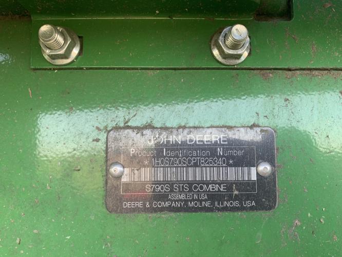 John Deere S790