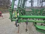 John Deere 2210
