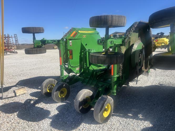 John Deere M15