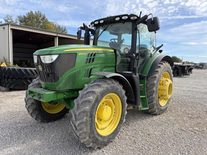 John Deere 6140R