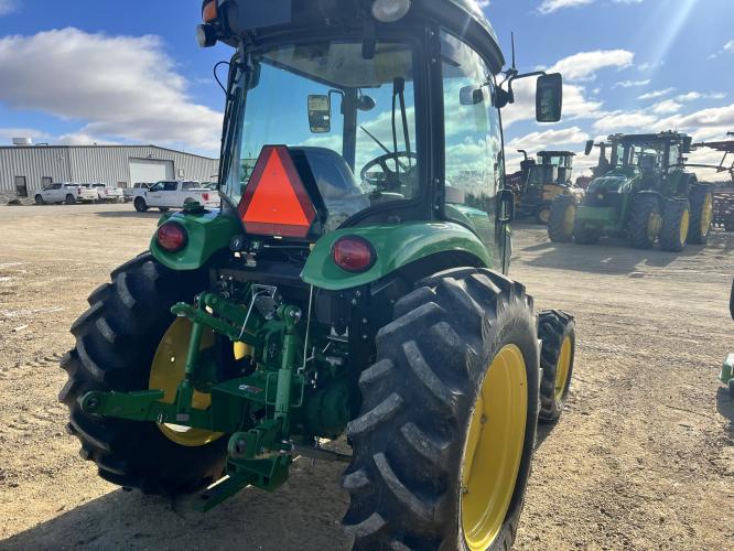 John Deere 4066R