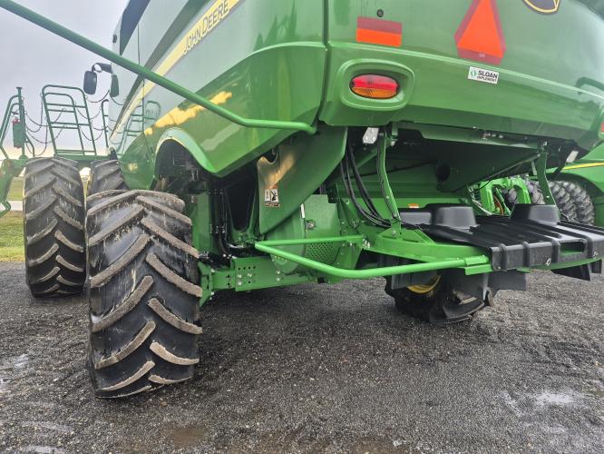 John Deere S790