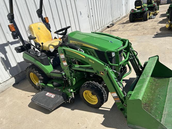 John Deere 1025R