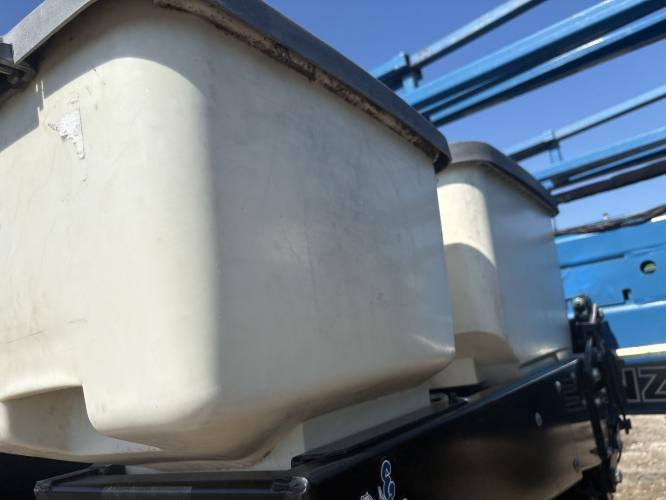 Kinze 3700