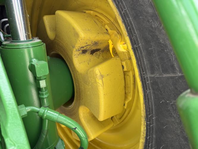 John Deere 8400R