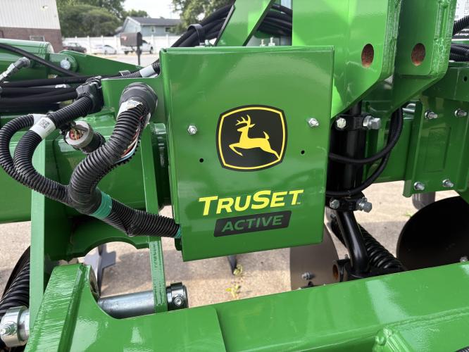 John Deere MT11