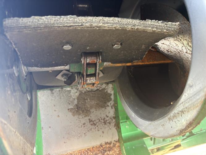 John Deere S660