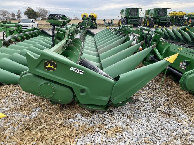 John Deere C12F StalkMaster