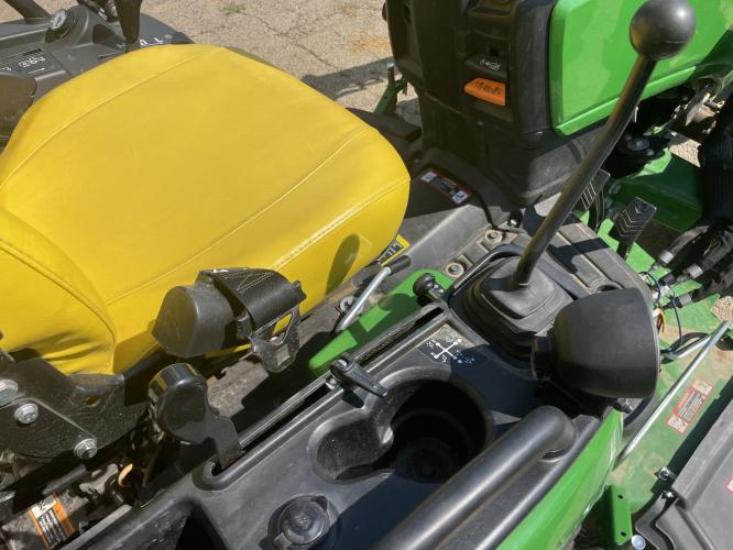John Deere 2025R