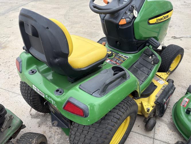 John Deere X500