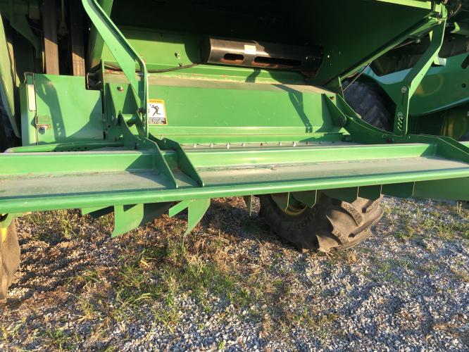 John Deere S680
