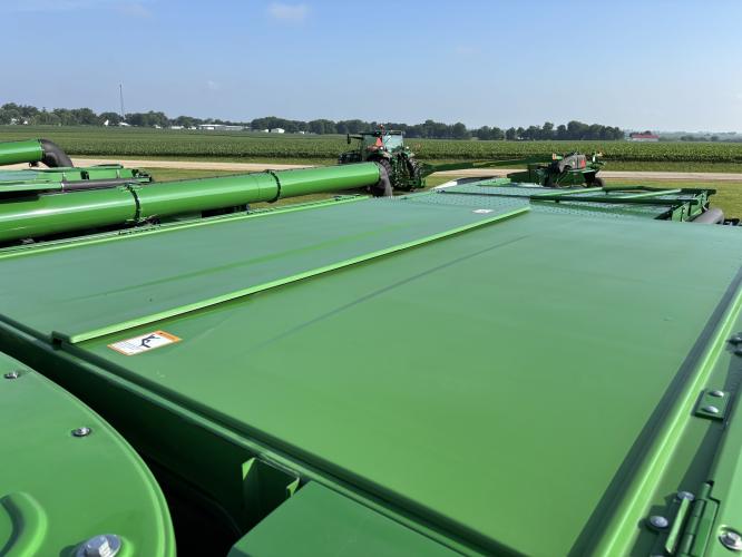 John Deere S790