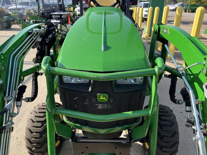 John Deere 1025R