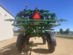 John Deere R4044