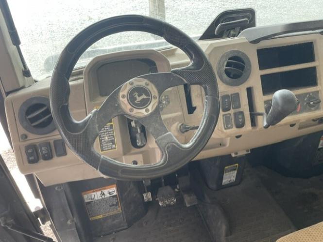 John Deere XUV835R