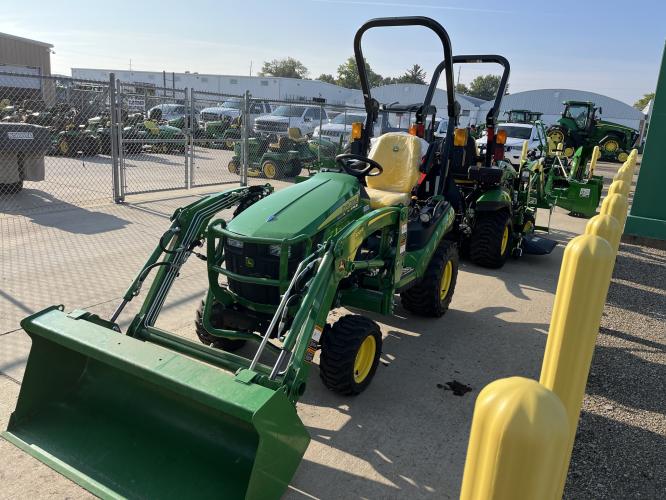 John Deere 1025R