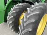 John Deere 8335R