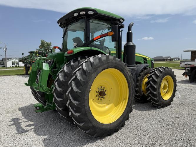John Deere 8400R