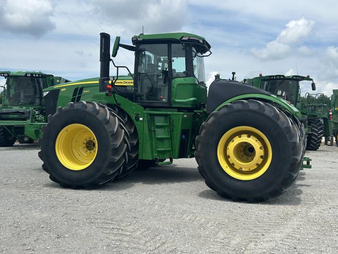 John Deere 9R 640