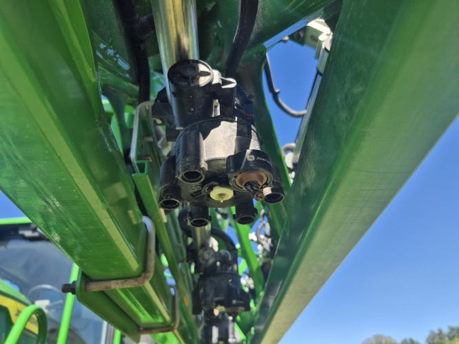 John Deere 612R