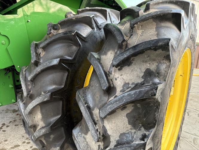 John Deere S770