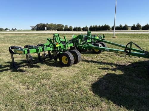 2026 John Deere MT11