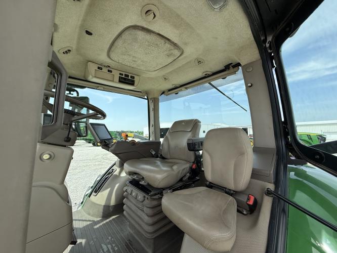 John Deere 8400R