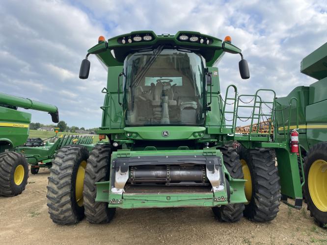 John Deere S680