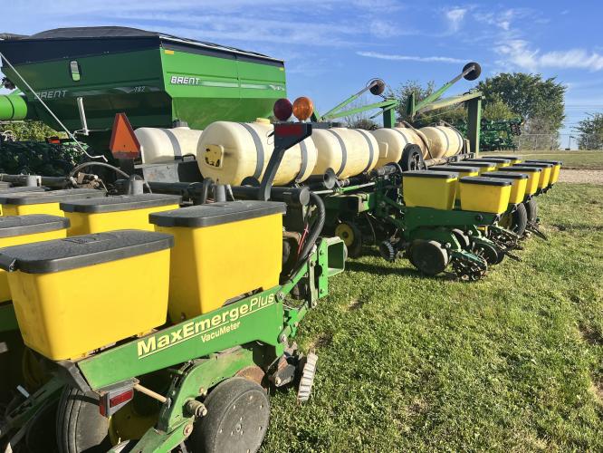 John Deere 1770
