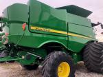 John Deere S770