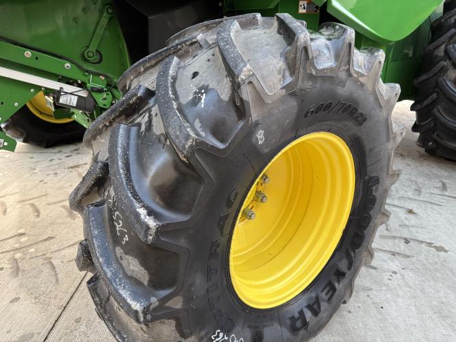 John Deere S770