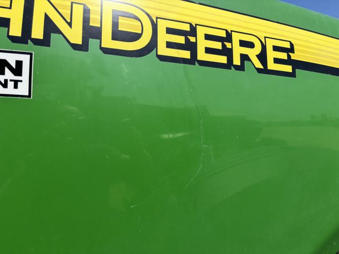 John Deere 8420