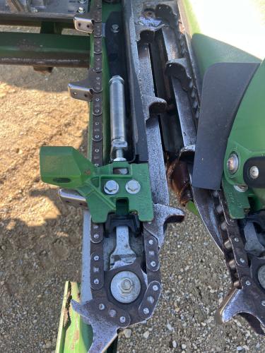 John Deere C6R