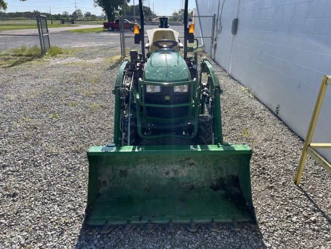 John Deere 1025R