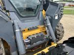 John Deere 332G