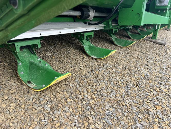 John Deere C12F