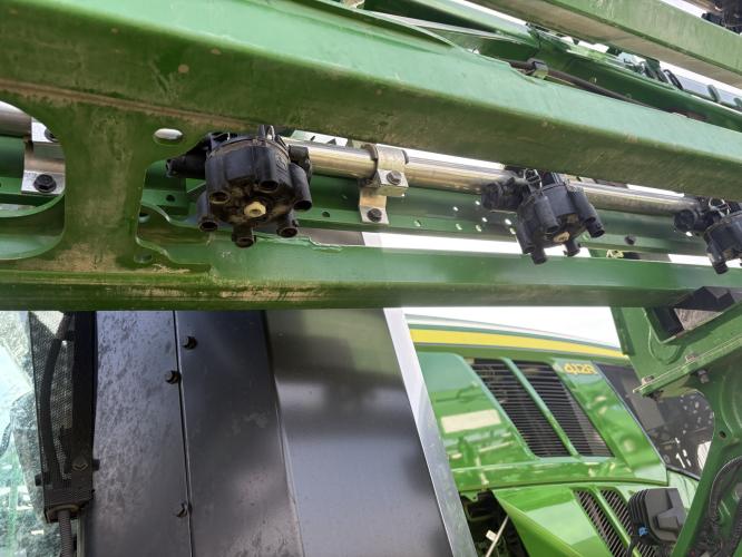 John Deere 412R