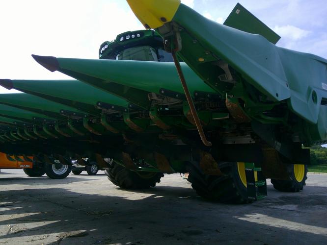 John Deere C12F StalkMaster