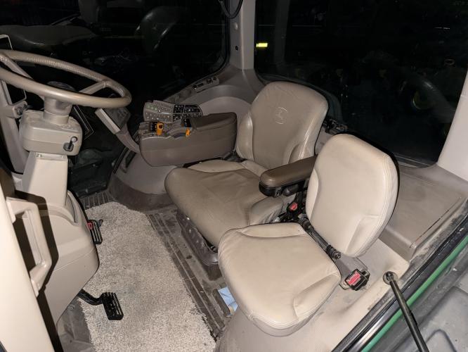 John Deere 9560RT
