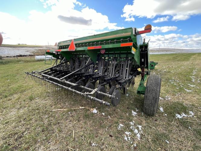 Great Plains 1206NT-1975