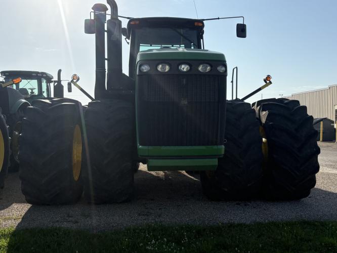 John Deere 9530