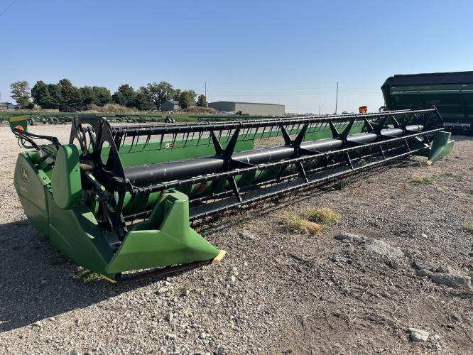 John Deere 630F