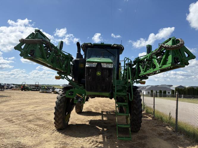 John Deere 412R