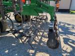 John Deere 2210
