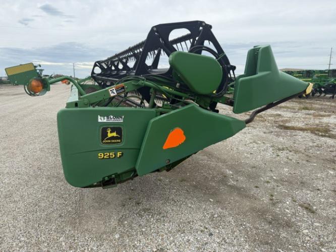 John Deere 925
