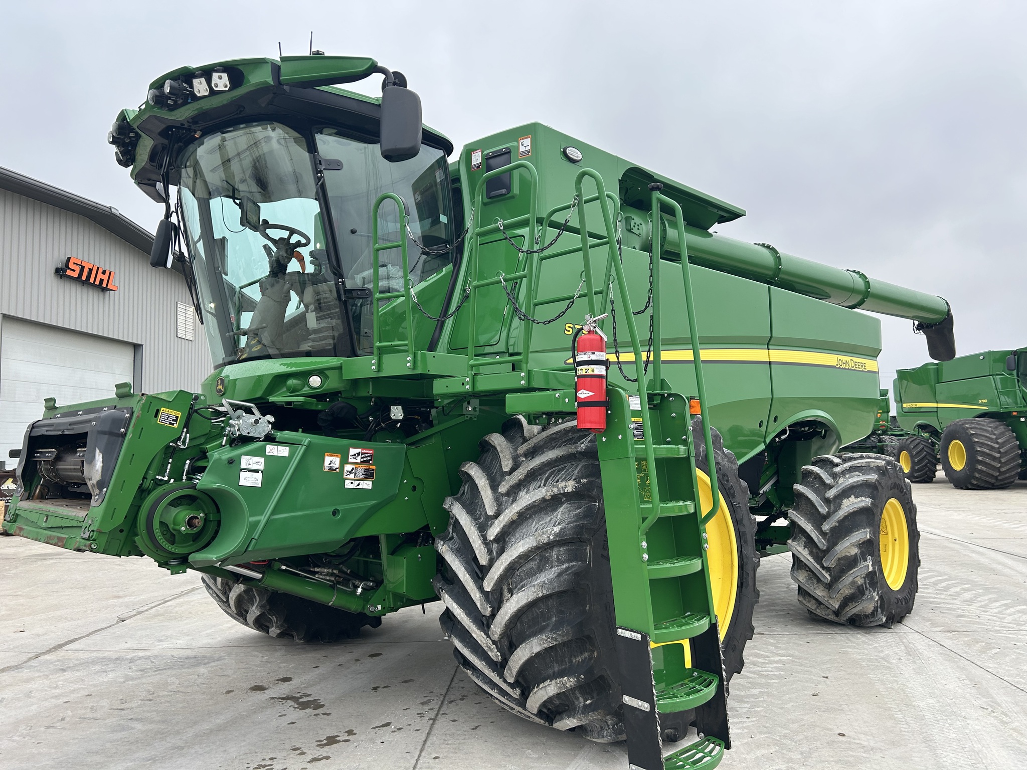 2023 John Deere S790