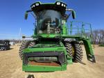 John Deere S7 700