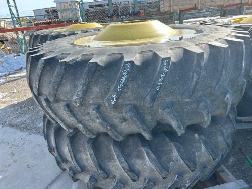 2014 John Deere FS 520/85R42 combine dual set