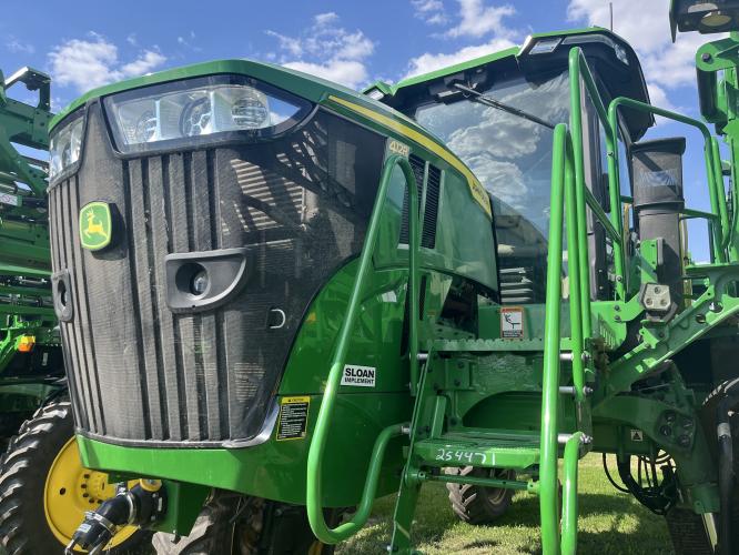 John Deere 412R