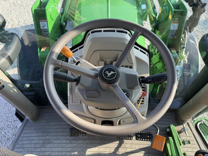 John Deere 6R 120